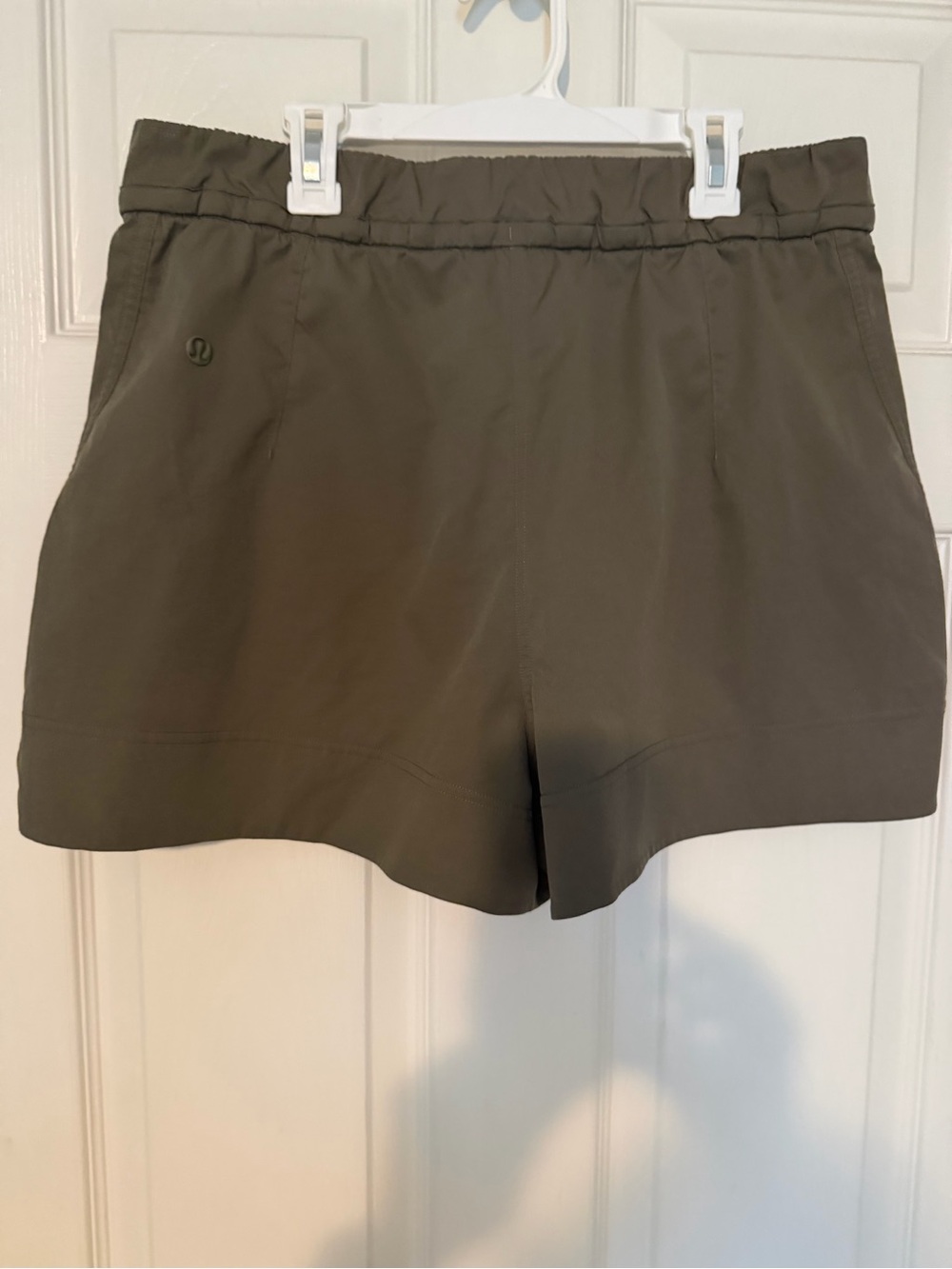 Lululemon Women's Olive Active Shorts Size Large
